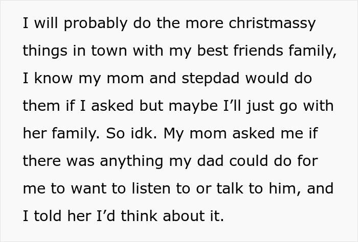 18YO Refuses To Have Dad Walk Her On Senior Night After He Held A Grudge Over One Stupid Argument 18YO Refuses To Have Dad Walk Her On Senior Night After He Held A Grudge Over One Stupid Argument