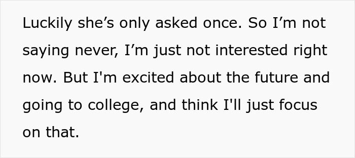 18YO Refuses To Have Dad Walk Her On Senior Night After He Held A Grudge Over One Stupid Argument 18YO Refuses To Have Dad Walk Her On Senior Night After He Held A Grudge Over One Stupid Argument