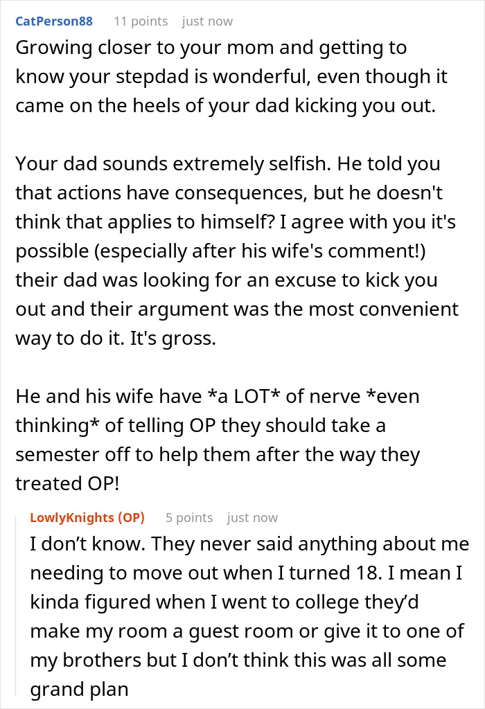 18YO Refuses To Have Dad Walk Her On Senior Night After He Held A Grudge Over One Stupid Argument 18YO Refuses To Have Dad Walk Her On Senior Night After He Held A Grudge Over One Stupid Argument