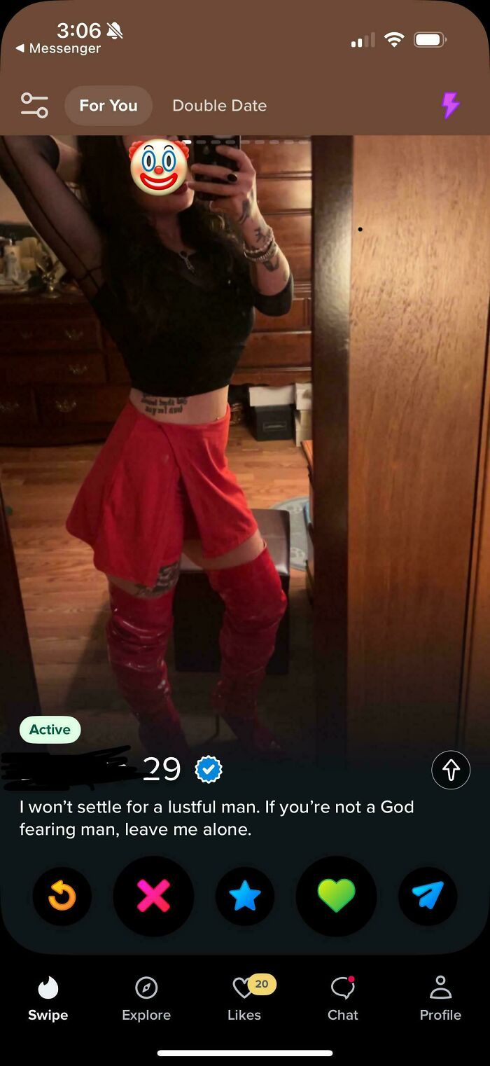 50 Screenshots From Dating Apps That Make You Question How They Still Exist 50 Screenshots From Dating Apps That Make You Question How They Still Exist