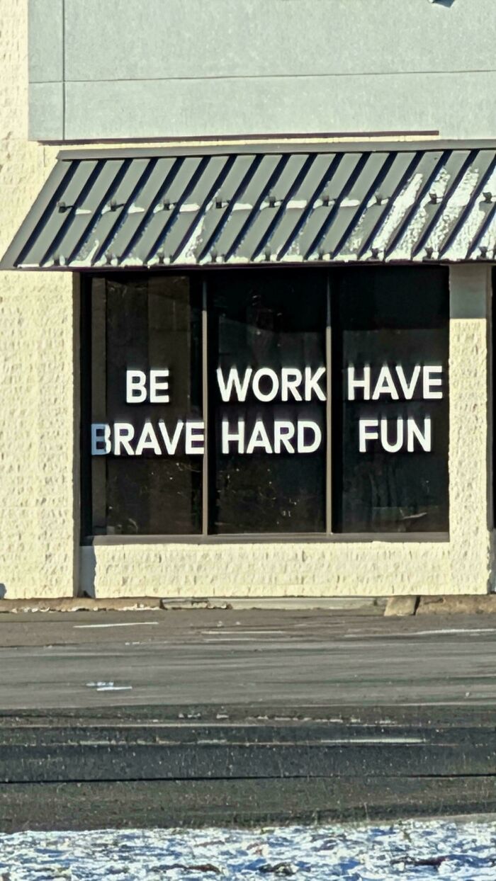 67 Times Poor Sign Design Sent A Hilariously Confusing Message (New Pics)