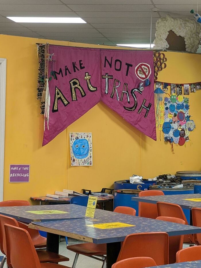 67 Times Poor Sign Design Sent A Hilariously Confusing Message (New Pics)