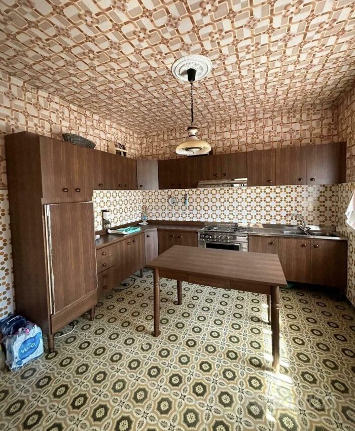79 Unhinged Real Estate Listings That Should Come With A Trigger Warning 79 Unhinged Real Estate Listings That Should Come With A Trigger Warning