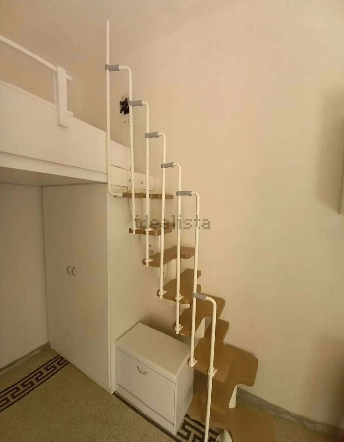 79 Unhinged Real Estate Listings That Should Come With A Trigger Warning 79 Unhinged Real Estate Listings That Should Come With A Trigger Warning