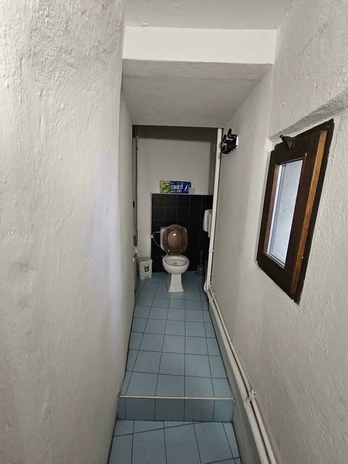 79 Unhinged Real Estate Listings That Should Come With A Trigger Warning 79 Unhinged Real Estate Listings That Should Come With A Trigger Warning