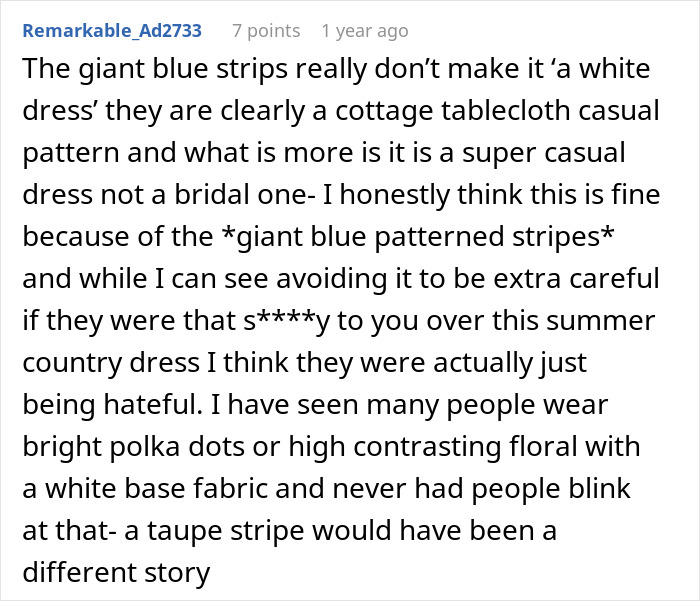 Woman Doesn’t Know The Proper Wedding Attire, Makes One Of The Worst Mistakes Woman Doesn’t Know The Proper Wedding Attire, Makes One Of The Worst Mistakes