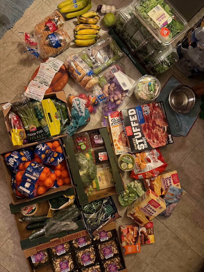 105 Times People Couldn’t Believe Their Luck While Dumpster Diving (New Pics) 105 Times People Couldn’t Believe Their Luck While Dumpster Diving (New Pics)