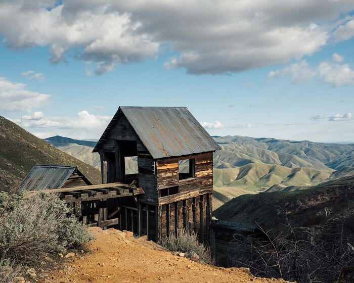 55 Eerie Photos Of Abandoned Places And Forgotten Corners Of America By Brendon Burton 55 Eerie Photos Of Abandoned Places And Forgotten Corners Of America By Brendon Burton