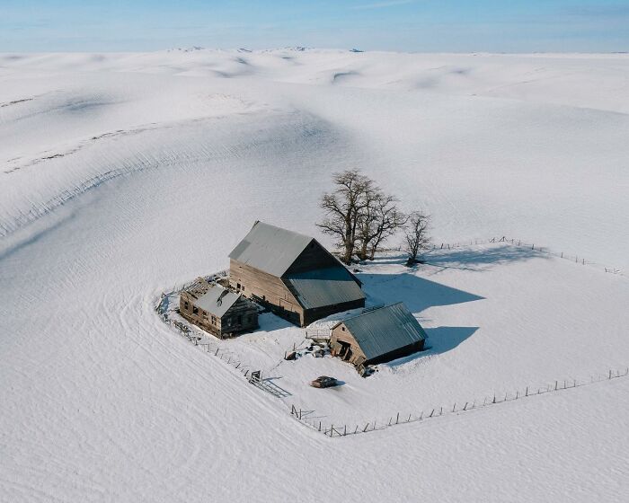 55 Eerie Photos Of Abandoned Places And Forgotten Corners Of America By Brendon Burton 55 Eerie Photos Of Abandoned Places And Forgotten Corners Of America By Brendon Burton