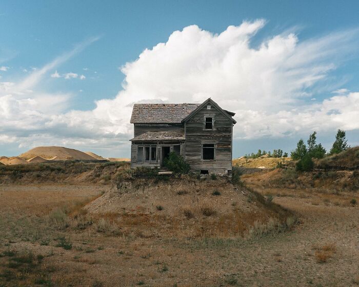 55 Eerie Photos Of Abandoned Places And Forgotten Corners Of America By Brendon Burton 55 Eerie Photos Of Abandoned Places And Forgotten Corners Of America By Brendon Burton