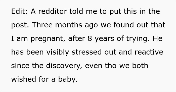 Pregnant Woman Asks Husband For Divorce After He Starts Grieving His Late Ex And Disappearing For Hours