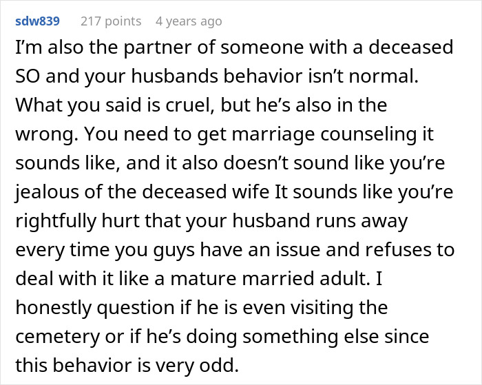 Pregnant Woman Asks Husband For Divorce After He Starts Grieving His Late Ex And Disappearing For Hours