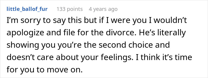 Pregnant Woman Asks Husband For Divorce After He Starts Grieving His Late Ex And Disappearing For Hours