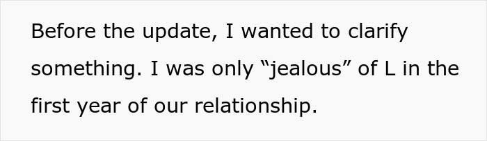 Pregnant Woman Asks Husband For Divorce After He Starts Grieving His Late Ex And Disappearing For Hours