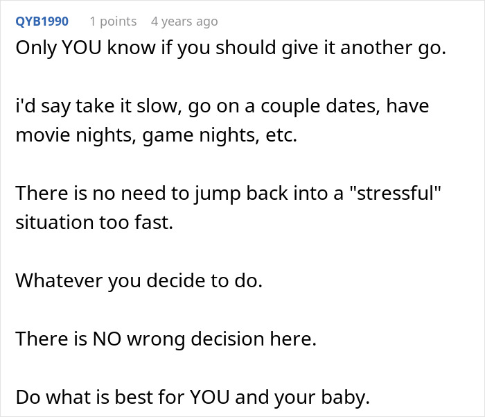 Pregnant Woman Asks Husband For Divorce After He Starts Grieving His Late Ex And Disappearing For Hours