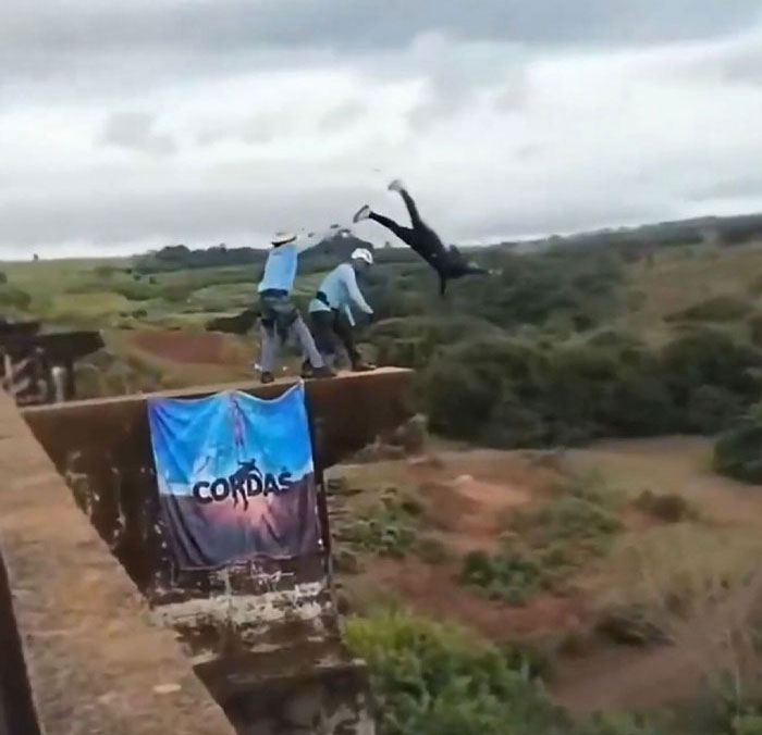Rope Jumper Faces Final Indignity In Burial After Staff Forget To Attach Rope Before Throwing Her Off Bridge Rope Jumper Faces Final Indignity In Burial After Staff Forget To Attach Rope Before Throwing Her Off Bridge