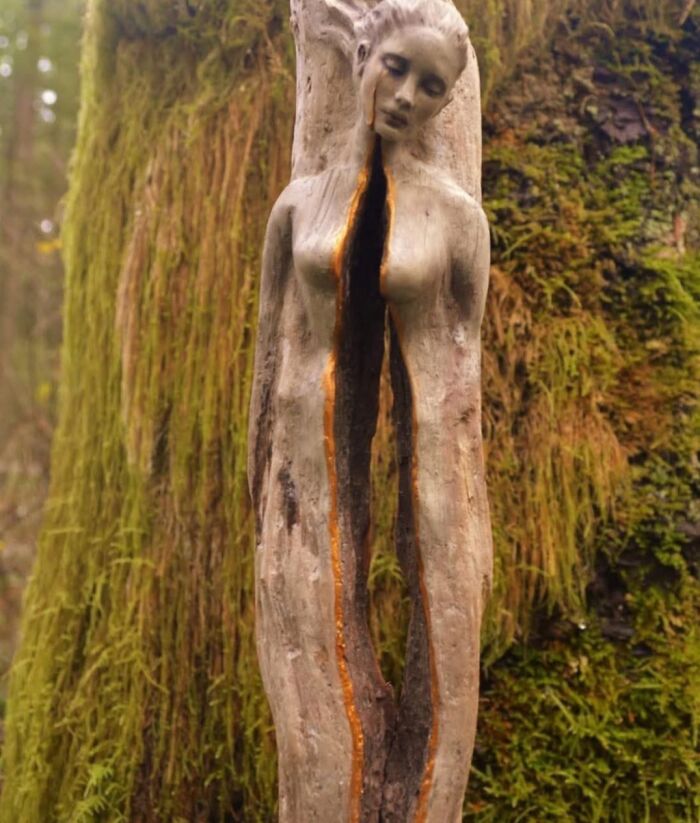 Through Her Beautiful Driftwood Sculptures, This Artist Seeks To Highlight The Unity Of Human Beings With Nature (28 New Pics) Through Her Beautiful Driftwood Sculptures, This Artist Seeks To Highlight The Unity Of Human Beings With Nature (28 New Pics)