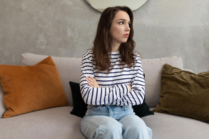 Guy Replaces His Daughter With Stepkids, Demands She Act Like Family And Gets A Harsh Response Guy Replaces His Daughter With Stepkids, Demands She Act Like Family And Gets A Harsh Response