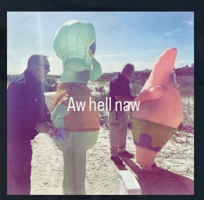 Thousands Of People Follow This Page For Its Chaotic And Unhinged Pics, Here Are 67 Of The Best Ones