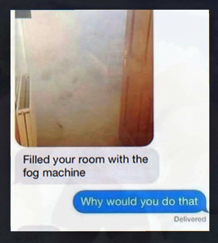 Thousands Of People Follow This Page For Its Chaotic And Unhinged Pics, Here Are 67 Of The Best Ones