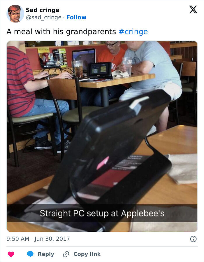 77 Times People Posted Something So Cringy, It Was Just Incredibly Sad 77 Times People Posted Something So Cringy, It Was Just Incredibly Sad
