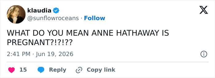 Fans Are Just Realizing How Anne Hathaway Hid Her Pregnancy During ‘Devil Wears Prada 2’ Appearances Fans Are Just Realizing How Anne Hathaway Hid Her Pregnancy During ‘Devil Wears Prada 2’ Appearances