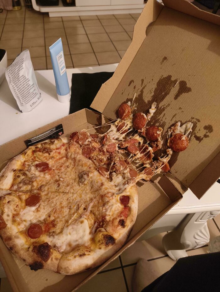 68 Funny Or Infuriating Food Delivery Fails That Might Inspire You To Cook Something At Home