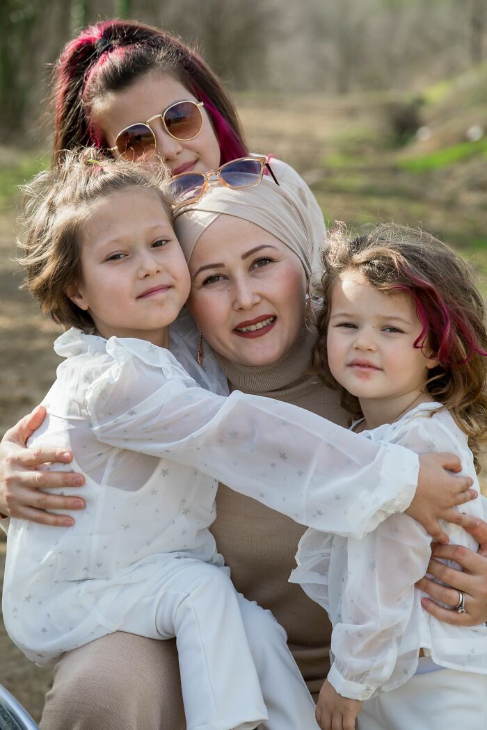 “We All Hated My Dad”: 43 Stories From People Who Grew Up In Polygamist Families “We All Hated My Dad”: 43 Stories From People Who Grew Up In Polygamist Families