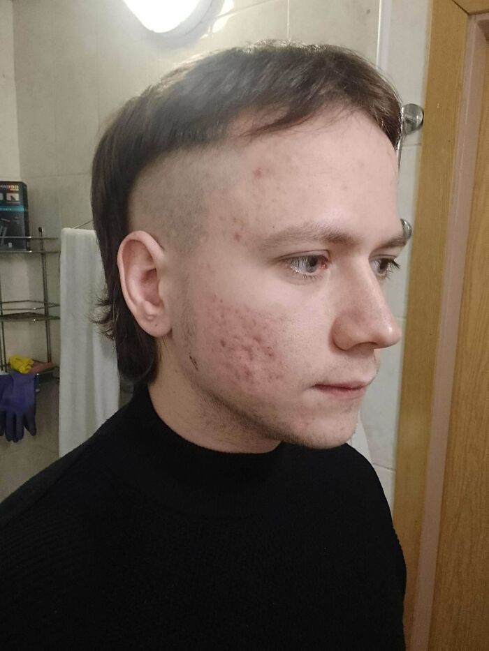 This Community Shares Unfortunate Haircuts, And Here Are 84 Of The Worst Ones (New Pics) This Community Shares Unfortunate Haircuts, And Here Are 84 Of The Worst Ones (New Pics)
