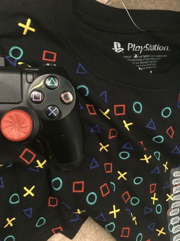 63 Clothing Designs So Bad They Deserve Their Own Category