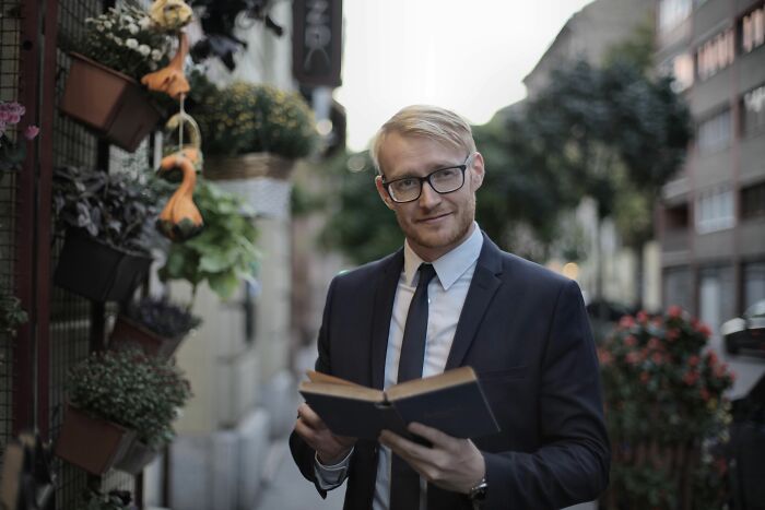 “How Academic Are You?”: 25 Smart English Words That Only Advanced Speakers Know “How Academic Are You?”: 25 Smart English Words That Only Advanced Speakers Know