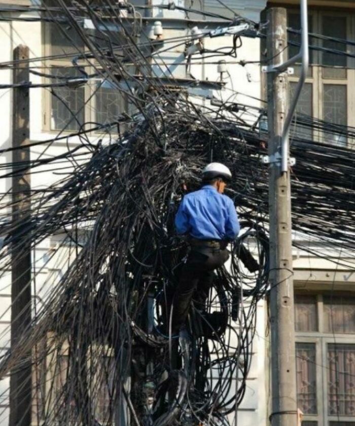 74 Electronics Fails That Would Make You Want To Treat The IT Guy With A Little More Respect 74 Electronics Fails That Would Make You Want To Treat The IT Guy With A Little More Respect
