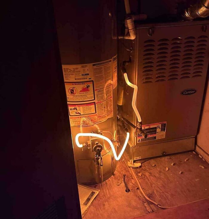 74 Electronics Fails That Would Make You Want To Treat The IT Guy With A Little More Respect 74 Electronics Fails That Would Make You Want To Treat The IT Guy With A Little More Respect