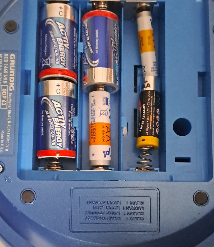 74 Electronics Fails That Would Make You Want To Treat The IT Guy With A Little More Respect 74 Electronics Fails That Would Make You Want To Treat The IT Guy With A Little More Respect