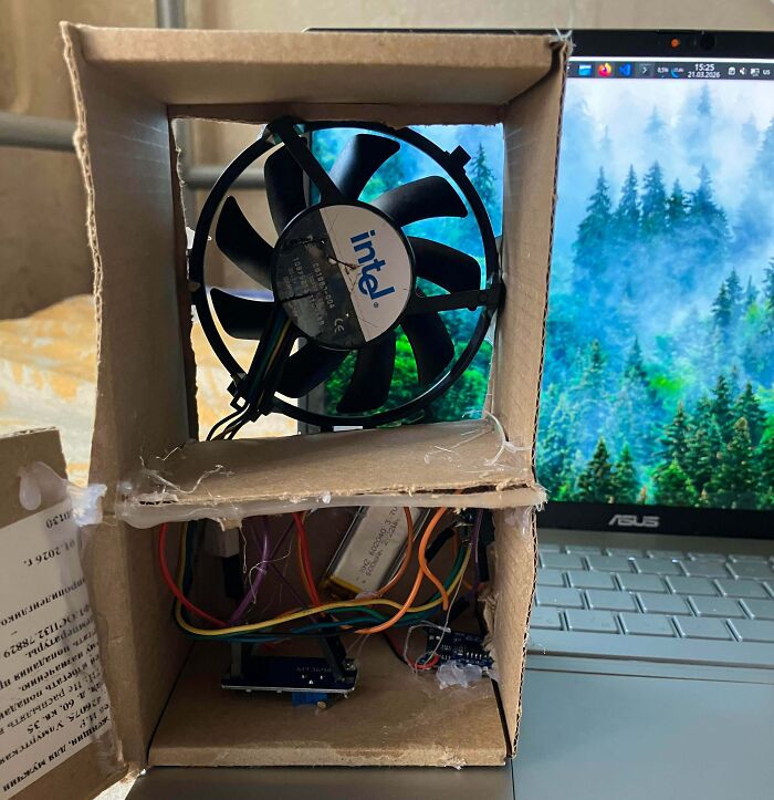 74 Electronics Fails That Would Make You Want To Treat The IT Guy With A Little More Respect 74 Electronics Fails That Would Make You Want To Treat The IT Guy With A Little More Respect