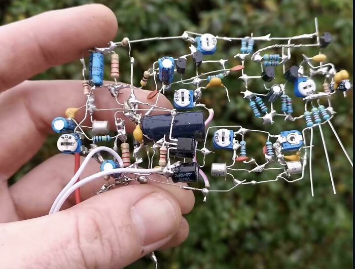 74 Electronics Fails That Would Make You Want To Treat The IT Guy With A Little More Respect 74 Electronics Fails That Would Make You Want To Treat The IT Guy With A Little More Respect