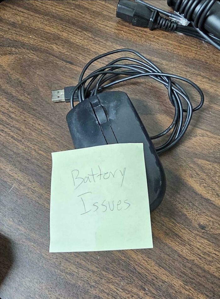 74 Electronics Fails That Would Make You Want To Treat The IT Guy With A Little More Respect 74 Electronics Fails That Would Make You Want To Treat The IT Guy With A Little More Respect