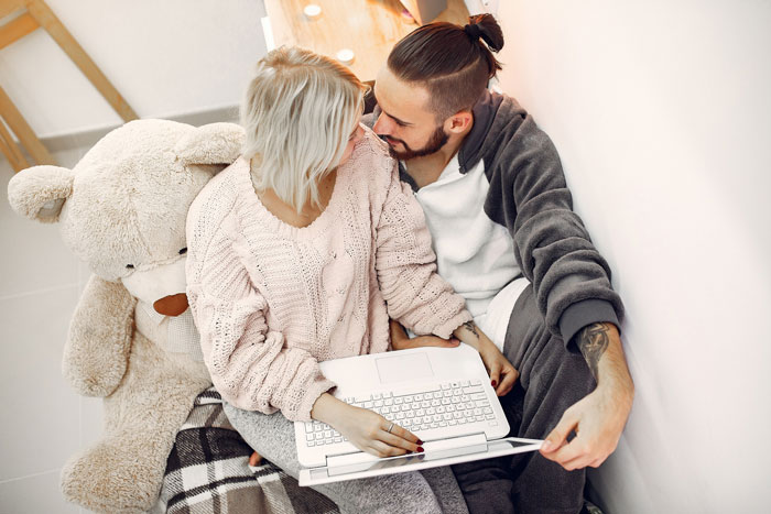 Couple Arranges PTO And Travel For Destination Wedding, Then Groom Says There’s No Room For Wife Couple Arranges PTO And Travel For Destination Wedding, Then Groom Says There’s No Room For Wife