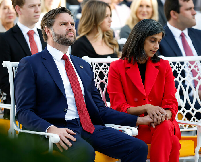 JD Vance “Humiliates” Wife Usha With Another Confession About Marriage: “Why Is She Putting Up With This?” JD Vance “Humiliates” Wife Usha With Another Confession About Marriage: “Why Is She Putting Up With This?”