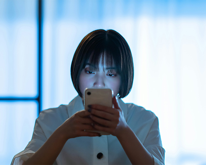 Man “traumatized” after discovering old classmate has been using fake photos to pretend they have a family