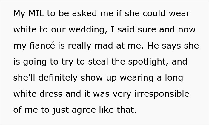 Woman Confused About Fiancé’s Reaction To His Mom’s Dress For Their Wedding, He Comes To Explain Woman Confused About Fiancé’s Reaction To His Mom’s Dress For Their Wedding, He Comes To Explain