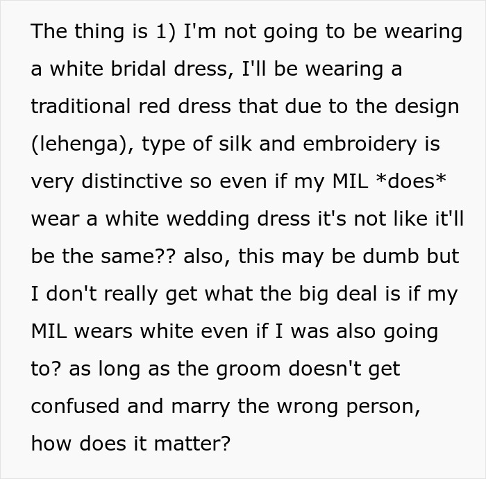 Woman Confused About Fiancé’s Reaction To His Mom’s Dress For Their Wedding, He Comes To Explain Woman Confused About Fiancé’s Reaction To His Mom’s Dress For Their Wedding, He Comes To Explain