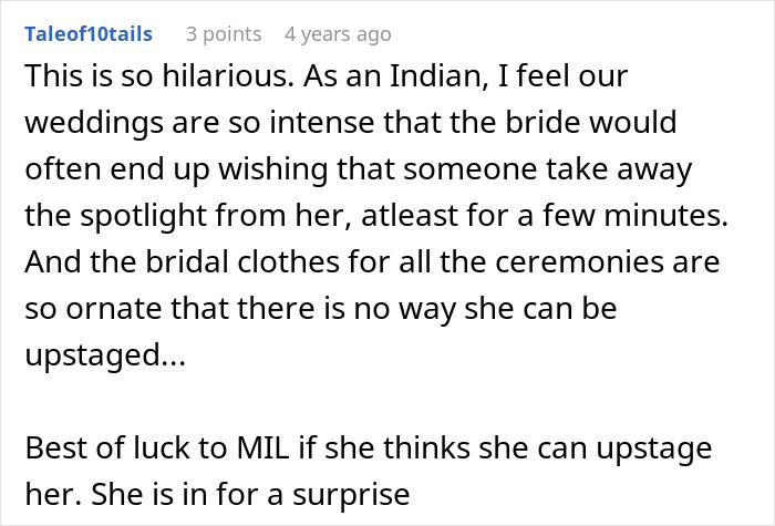 Woman Confused About Fiancé’s Reaction To His Mom’s Dress For Their Wedding, He Comes To Explain Woman Confused About Fiancé’s Reaction To His Mom’s Dress For Their Wedding, He Comes To Explain