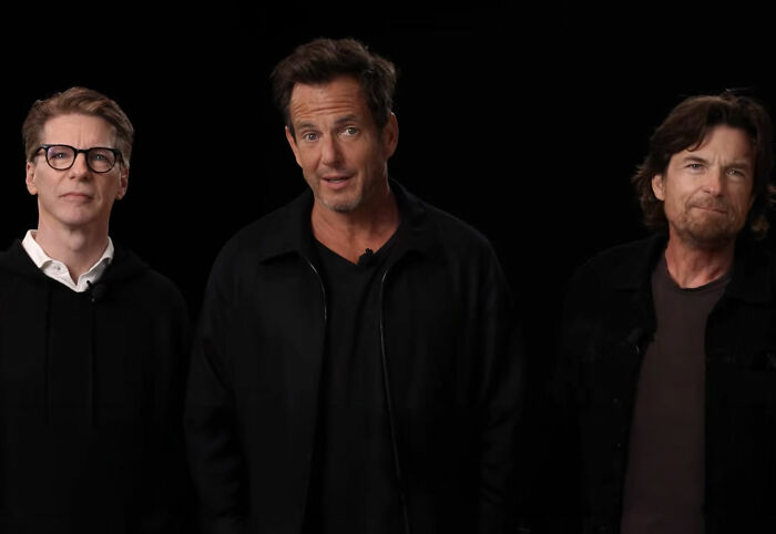 Will Arnett Snaps At Former Co-Star Jason Bateman Over Invasive Question About Ex Amy Poehler Will Arnett Snaps At Former Co-Star Jason Bateman Over Invasive Question About Ex Amy Poehler