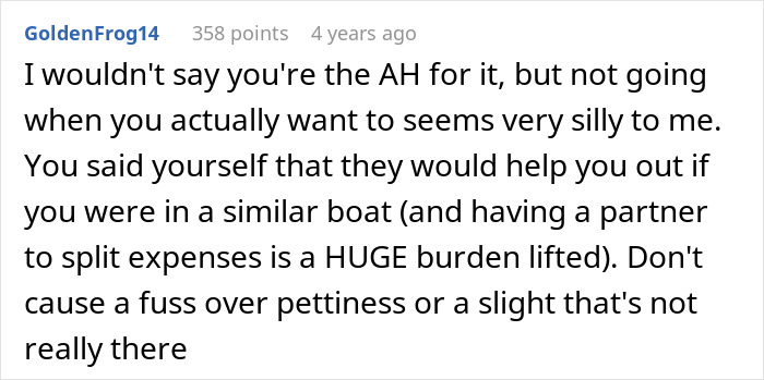 28YO Fumes As Parents Sponsor Sister’s Trip But Not Hers, Feels Her Frugal Life Is Disrespected
