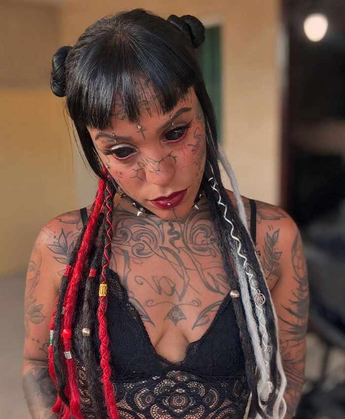 Woman Who Tattooed Both Her Eyes Reveals The 10 Reasons Why She Regrets It Now Woman Who Tattooed Both Her Eyes Reveals The 10 Reasons Why She Regrets It Now