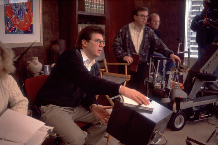 &lsquo;Ferris Bueller&rsquo; Star Exposes Secret On-Set Feud After Dissing Iconic Film, Reveals Why She Fled Hollywood