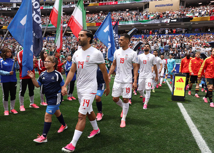 “Wouldn’t Trust A Word”: Iran Leaves 74-Word Note In Los Angeles World Cup Locker Room, Sparks Viral Frenzy “Wouldn’t Trust A Word”: Iran Leaves 74-Word Note In Los Angeles World Cup Locker Room, Sparks Viral Frenzy