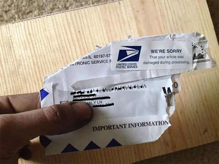 78 Times Delivery Fails Left People Speechless, Laughing, Or Crying 78 Times Delivery Fails Left People Speechless, Laughing, Or Crying