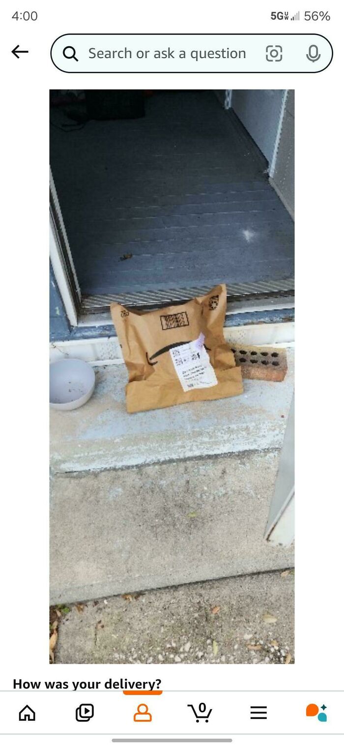 78 Times Delivery Fails Left People Speechless, Laughing, Or Crying 78 Times Delivery Fails Left People Speechless, Laughing, Or Crying